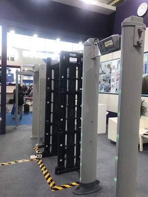 中科聯盛述人臉測溫安檢門使用注意事項